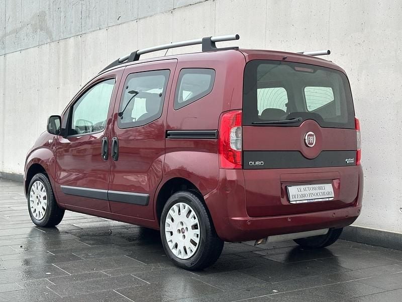 Usata Fiat Qubo Trekking 77 CV (56 kW) 2012 Rosso Monovolume