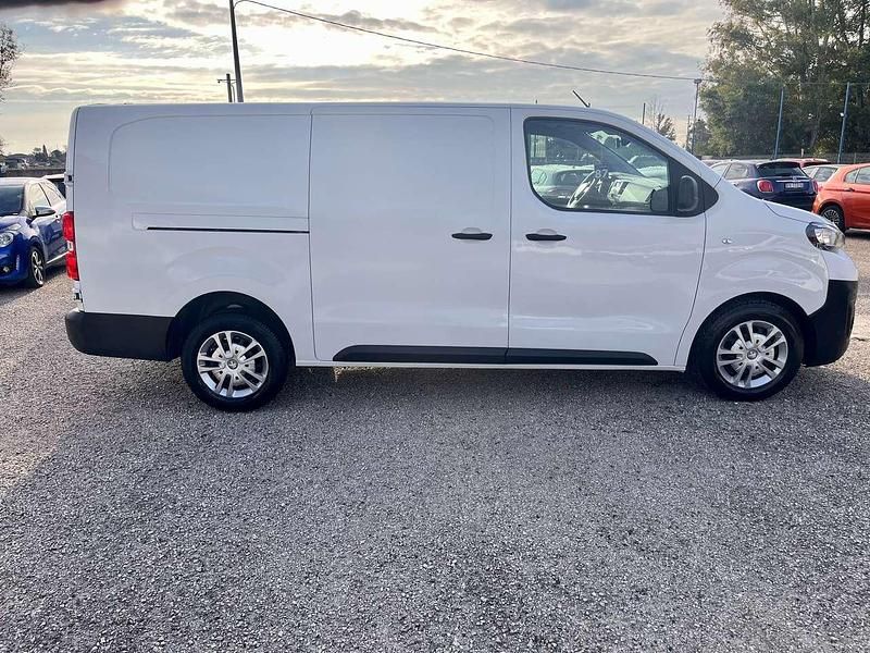 Begagnad Peugeot Expert Premium 102 HK (75 kW) 2021 Vit Van