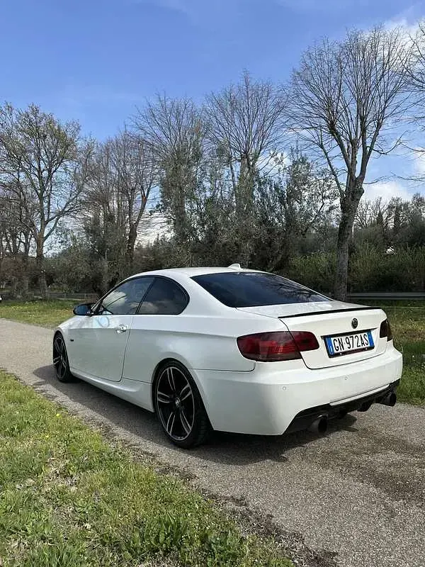 Usata BMW 320 M Sport 177 CV (130 kW) 2009 Coupé