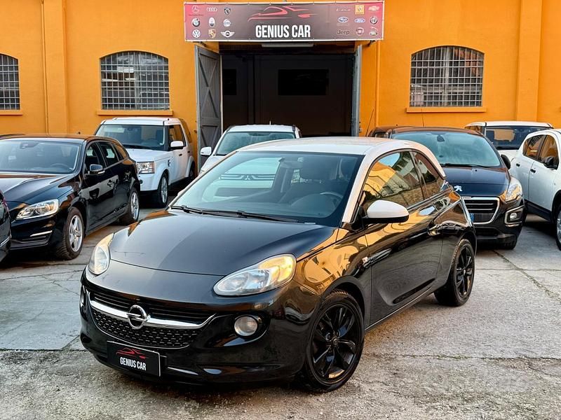 Nero Usata 2014 Opel Adam Due volumi | 4500 € (Ottimo prezzo) - Immagine 1/4