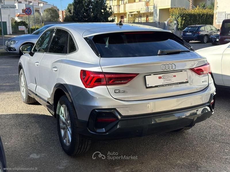 Nuova Audi Q3 200 CV (147 kW) 2025 Argento SUV