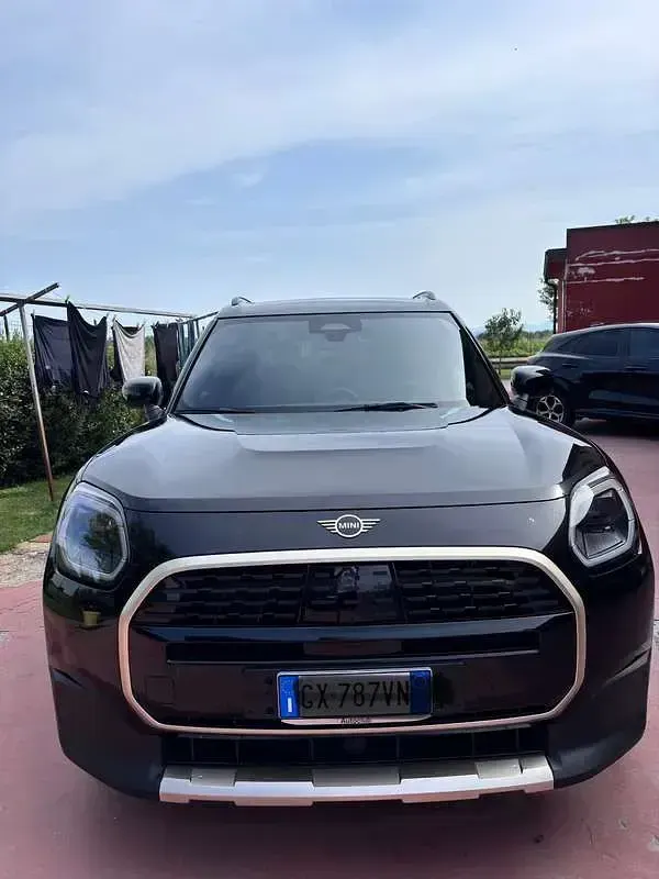 Usata Mini Cooper Countryman Favoured 170 CV (125 kW) 2025 Nero SUV