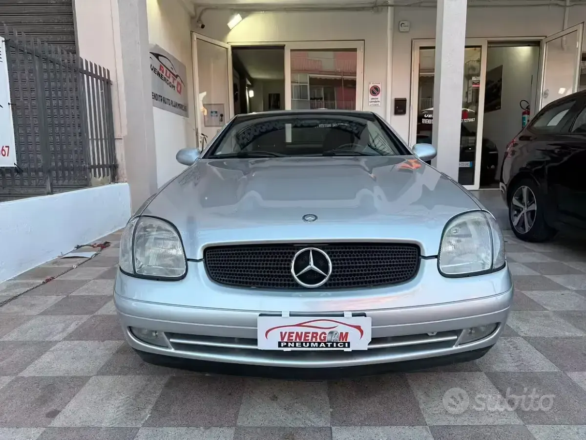Usata Mercedes SLK200 192 CV (141 kW) 1998 Grigio Cabrio