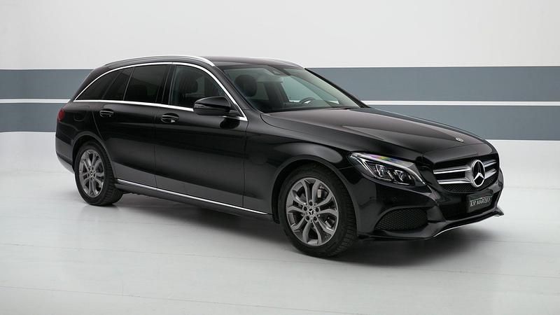 Usata Mercedes C200 AMG 136 CV (100 kW) 2017 Nero metallizzato Station wagon