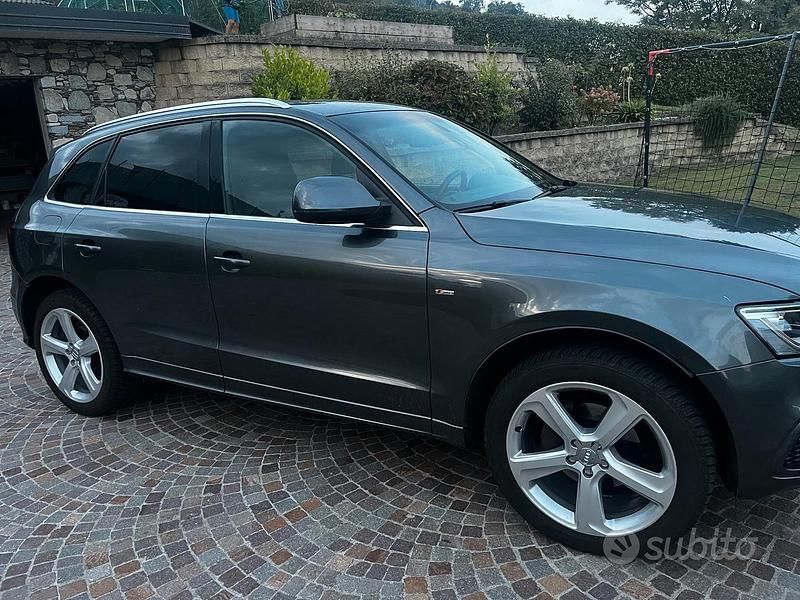 Usata Audi Q5 Advanced 177 CV (130 kW) 2012 Grigio SUV
