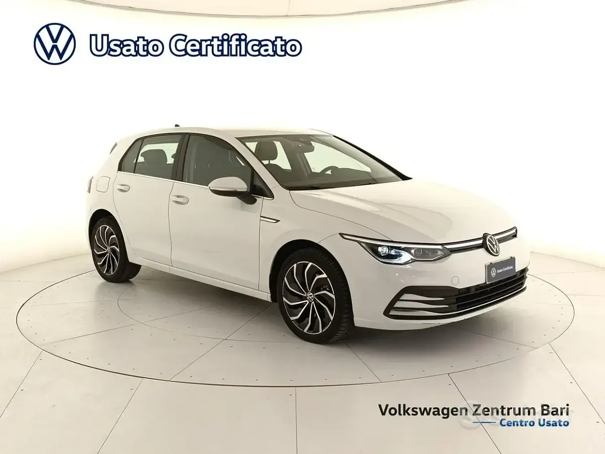 Usata VW Golf VIII Style 116 CV (85 kW) 2023 Bianco Berlina