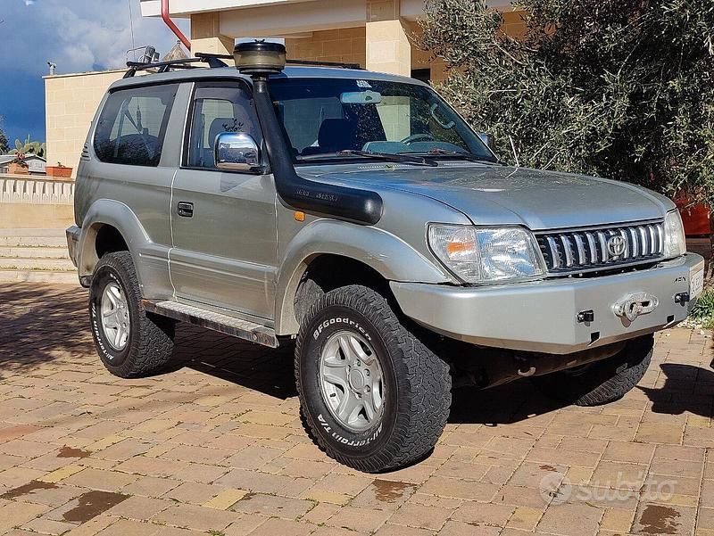 Usata Toyota Land Cruiser 125 CV (91 kW) 1999 Grigio SUV