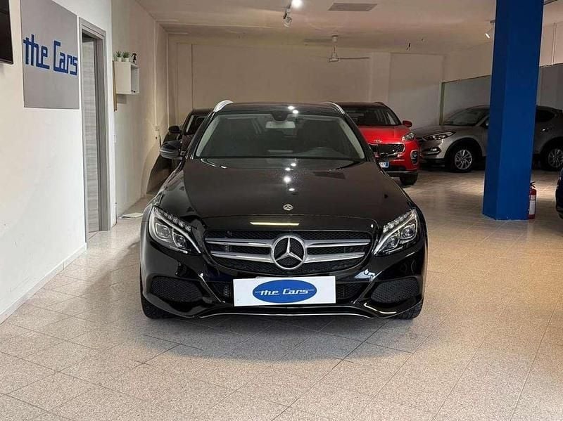 Nero Usata 2018 Mercedes C220 AMG Station wagon | 20.000 € (Buon prezzo) - Immagine 1/4