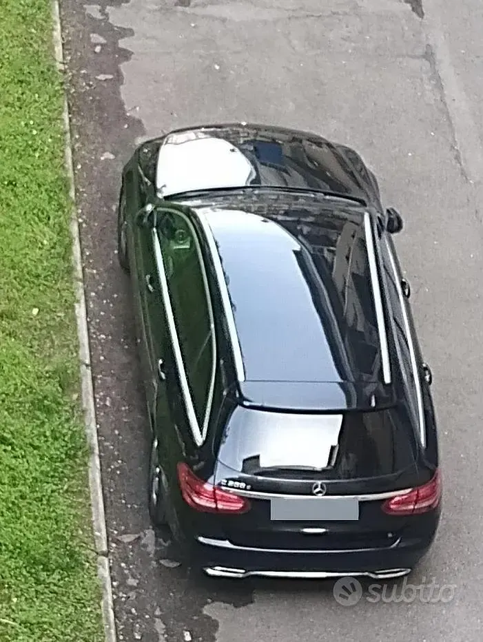 Usata Mercedes C200 136 CV (100 kW) 2015 Nero Station wagon