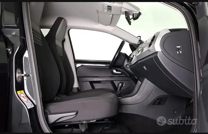 Usata VW e-up! 60 kW (82 CV) 2020 Nero Utilitaria