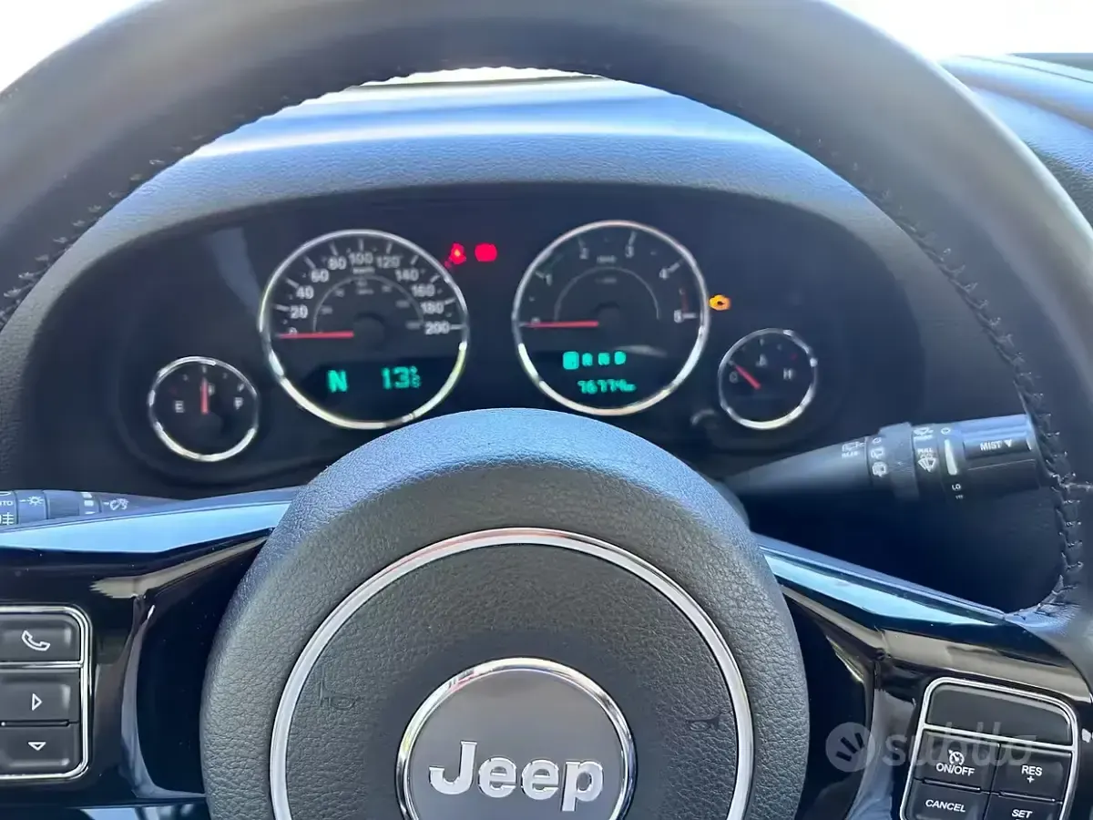 Usata Jeep Wrangler 200 CV (147 kW) 2015 SUV