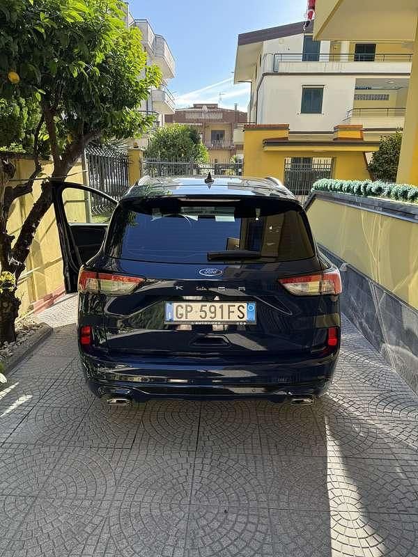 Usata Ford Kuga ST-Line 120 CV (88 kW) 2023 Blu SUV