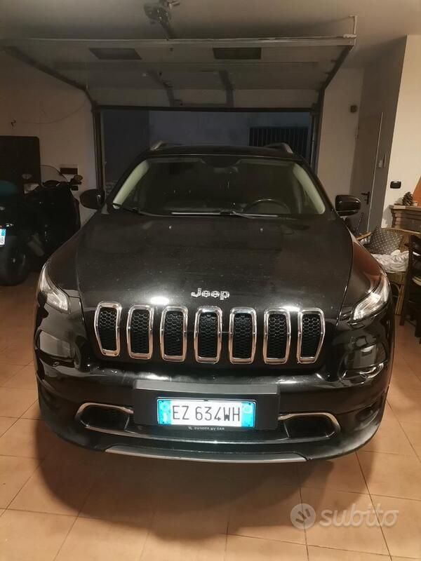 Usata Jeep Cherokee 170 CV (125 kW) 2014 Blu SUV