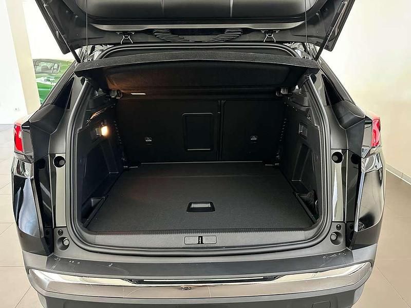 Usata Peugeot 3008 Allure 131 CV (96 kW) 2023 Nero SUV