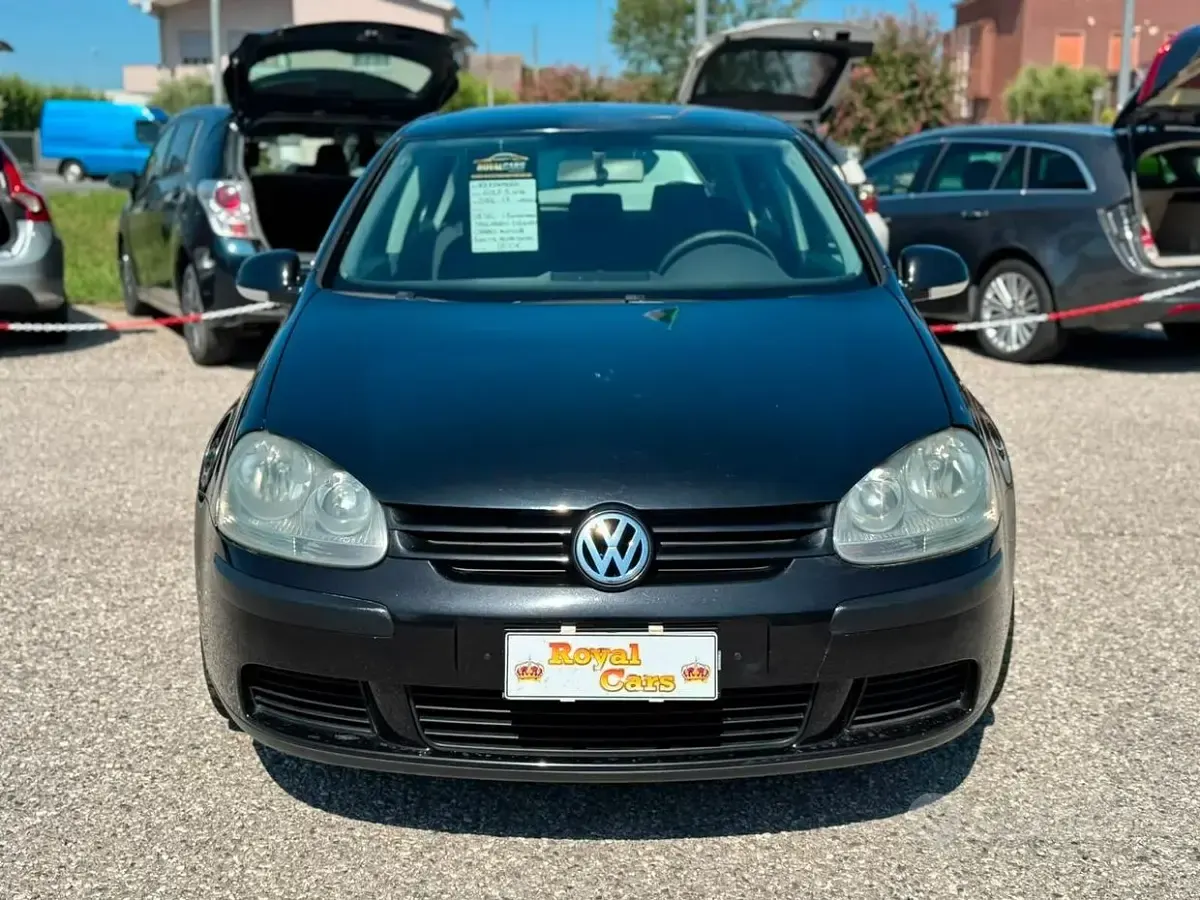 Usata VW Golf IV Sportline 105 CV (77 kW) 2004 Nero Berlina