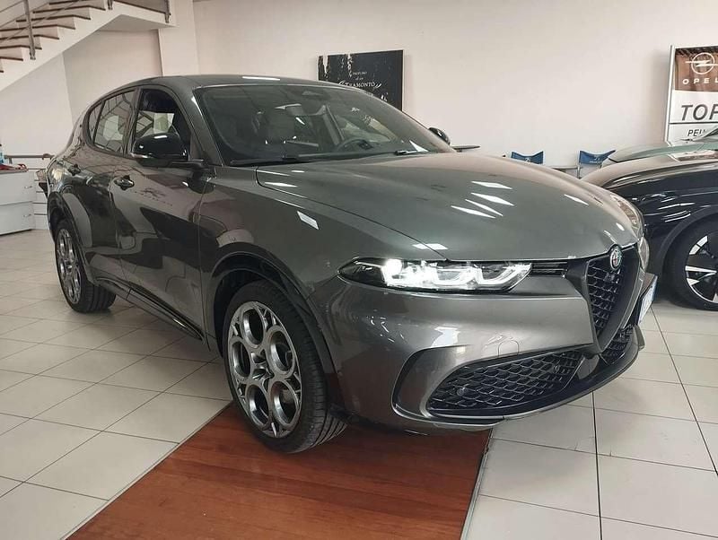 Nuova Alfa Romeo Tonale Veloce 160 CV (117 kW) 2026 Grigio SUV