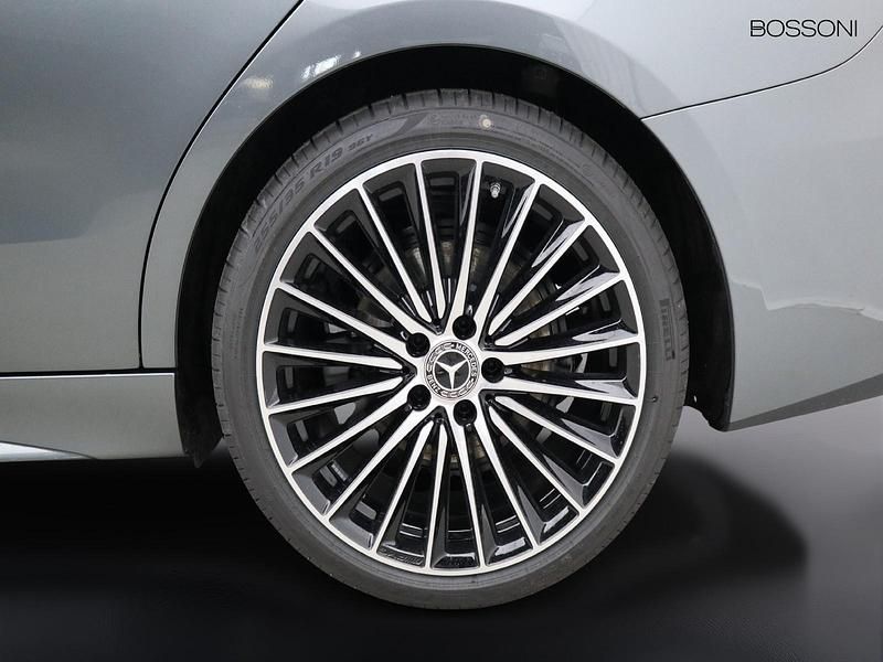 Nuova Mercedes 200 Advanced 163 CV (119 kW) 2025 Grigio Berlina