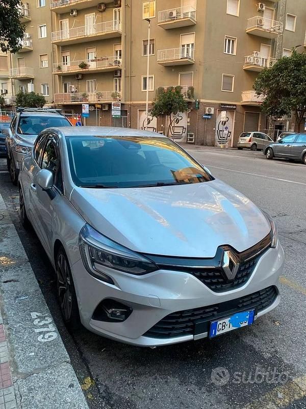Usata Renault Clio 2020 Grigio Coupé