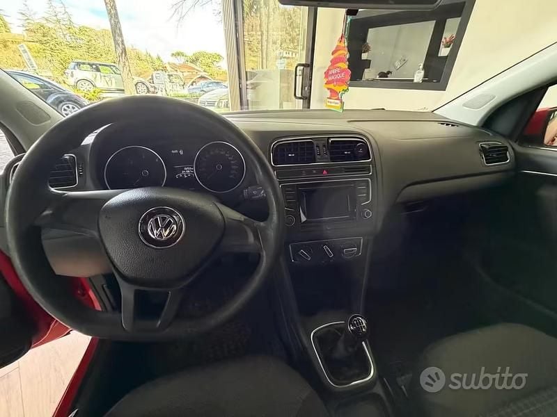 Usata VW Polo Trendline 75 CV (55 kW) 2014 Rosso Berlina