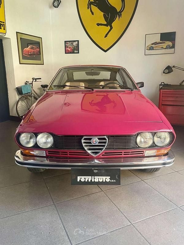 Usata Alfa Romeo GT 109 CV (80 kW) 1978 Lilla Coupé