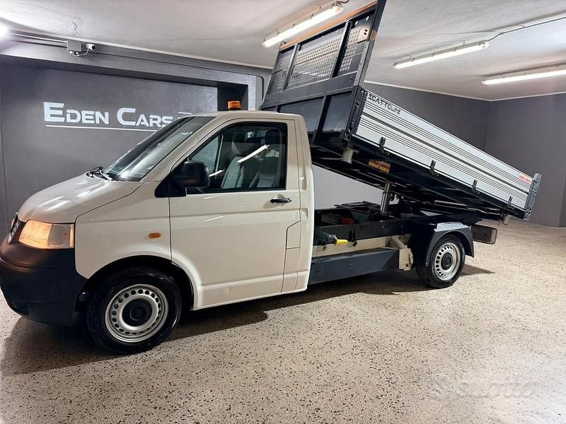 Usata VW T5 102 CV (75 kW) 2006 Bianco Furgone