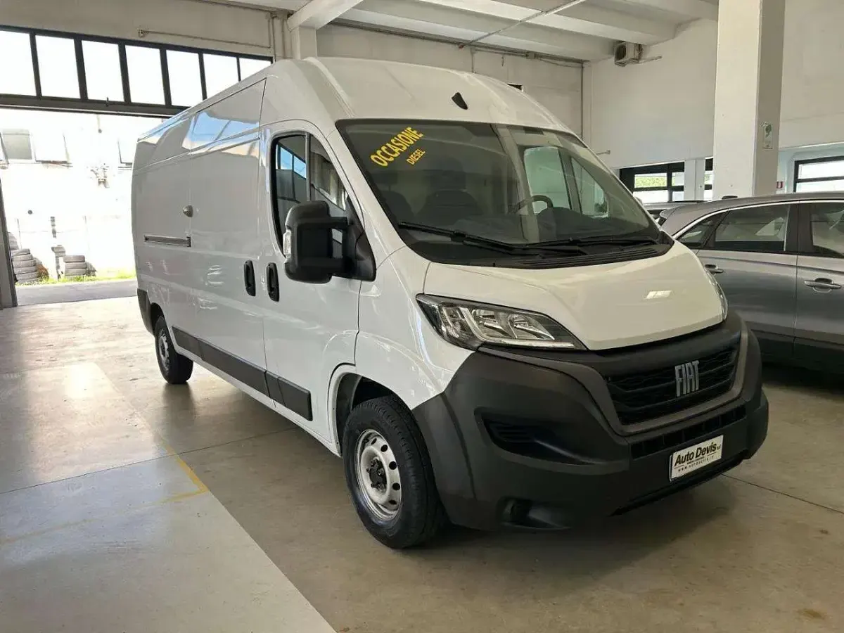 Usata Fiat Ducato 140 CV (102 kW) 2023 Bianco Furgone