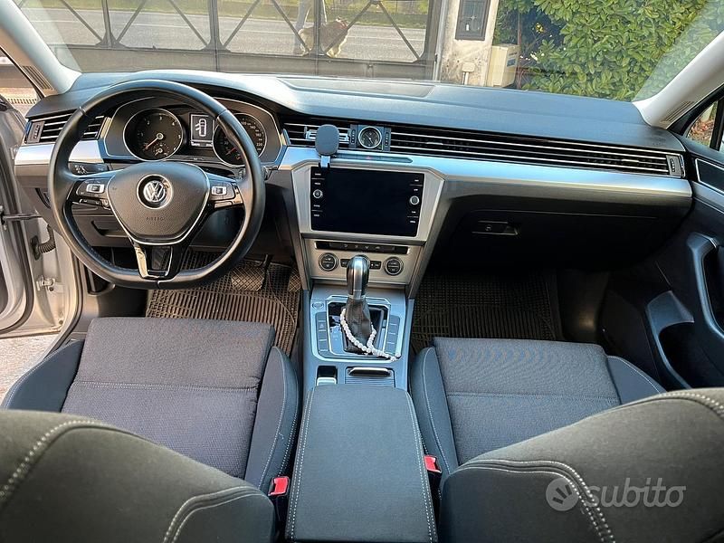 Usata VW Passat 2017 Grigio Station wagon