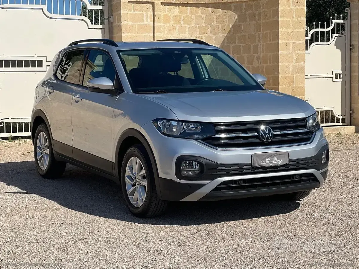 Usata VW T-Cross Style 116 CV (85 kW) 2020 Argento SUV