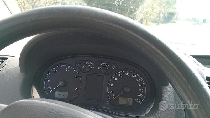 Usata VW Polo 2004 Grigio Berlina