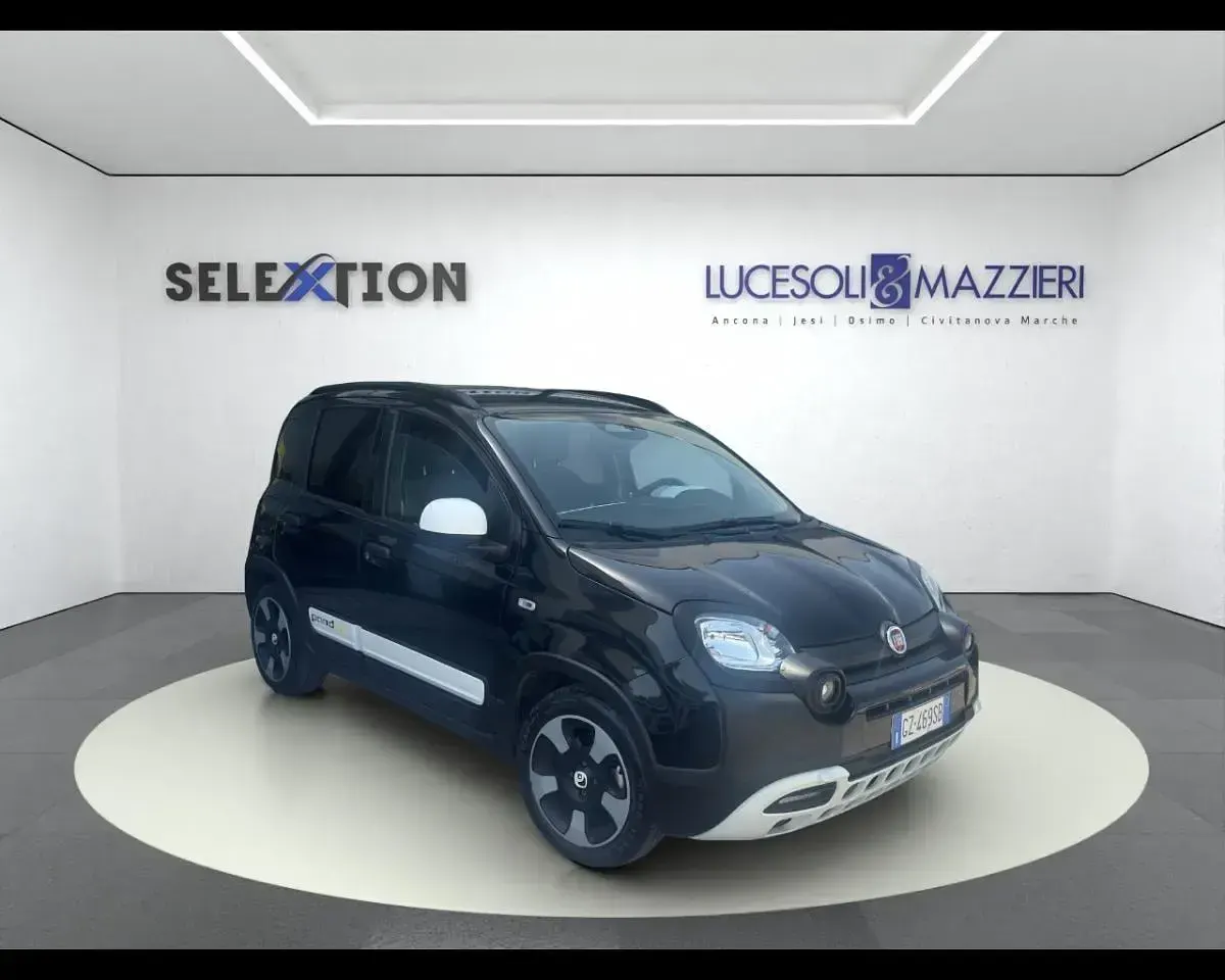 Usata Fiat Panda Cross Cross 69 CV (50 kW) 2025 Nero Utilitaria