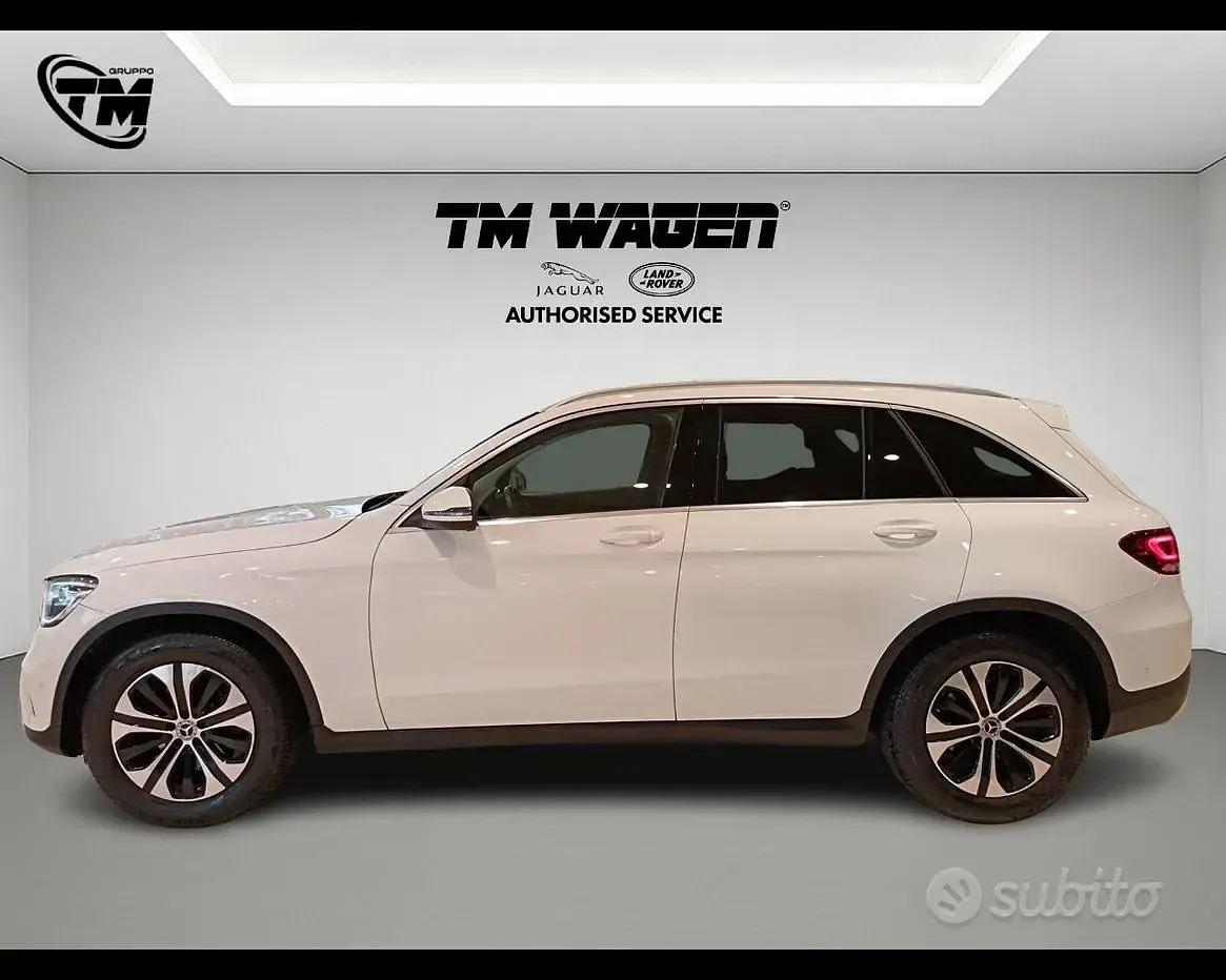 Usata Mercedes GLC200 Business 163 CV (119 kW) 2021 Bianco SUV