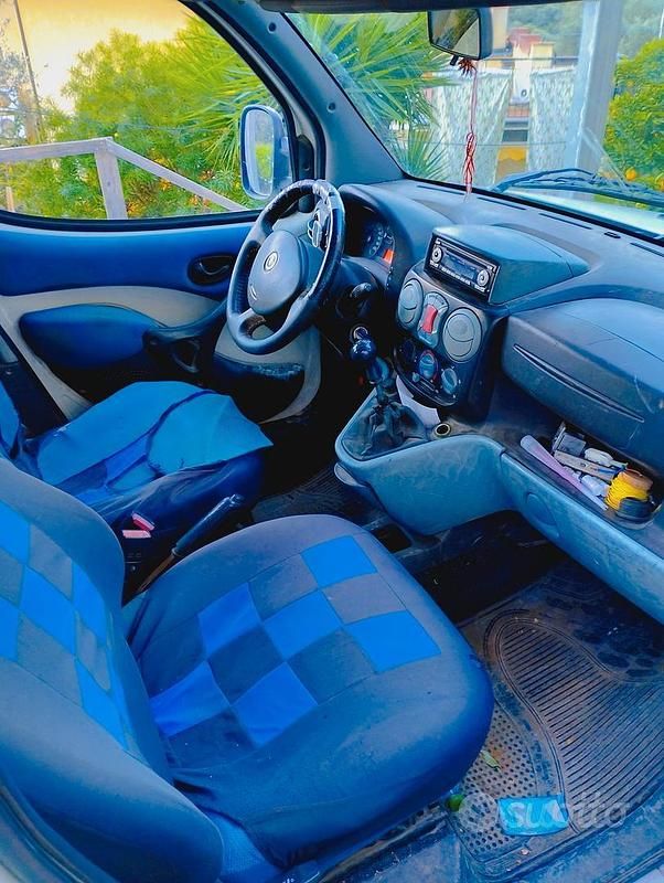 Usata Fiat Doblò 63 CV (46 kW) 2004 Bianco Monovolume