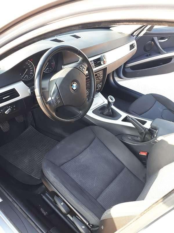 Usata BMW 320 177 CV (130 kW) 2010 Grigio Station wagon