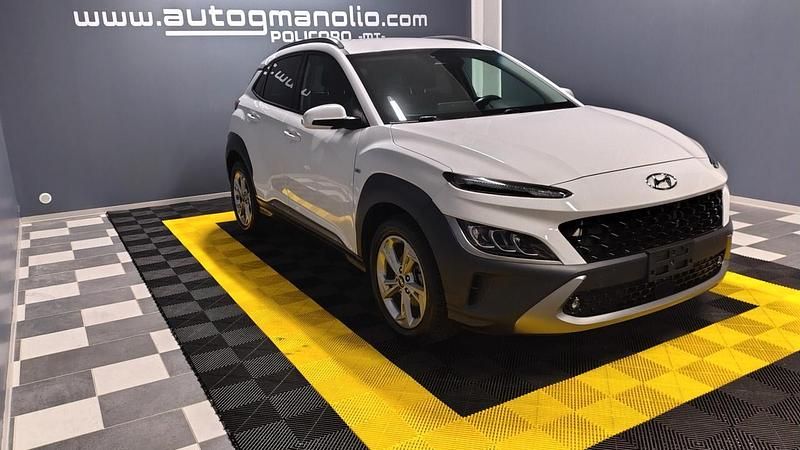 Usata Hyundai Kona 135 CV (99 kW) 2021 Bianco SUV
