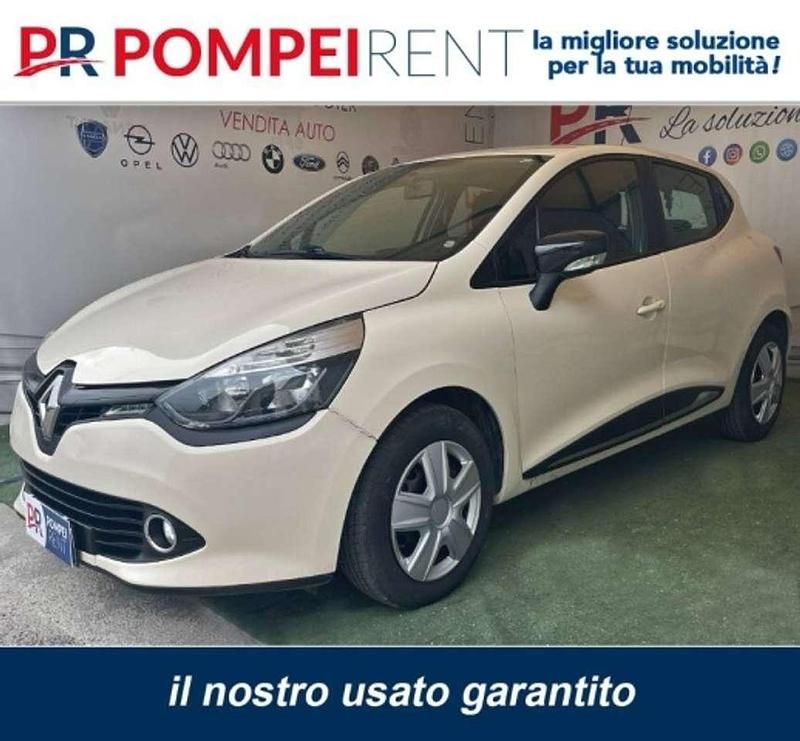 Usata Renault Clio IV Life 75 CV (55 kW) 2015 Beige(met.) Berlina