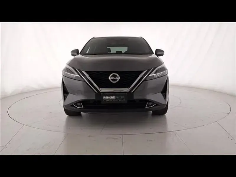 Usata Nissan Qashqai Tekna+ 158 CV (116 kW) 2022 Grigio scuro SUV
