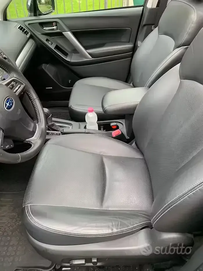 Usata Subaru Forester 147 CV (108 kW) 2015 Nero SUV