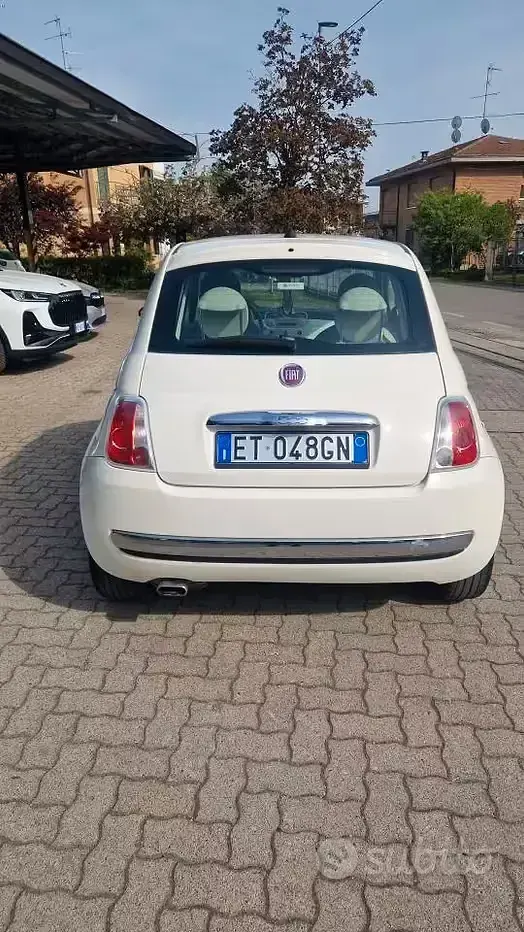 Usata Fiat 500 Lounge 69 CV (50 kW) 2013 Bianco SUV