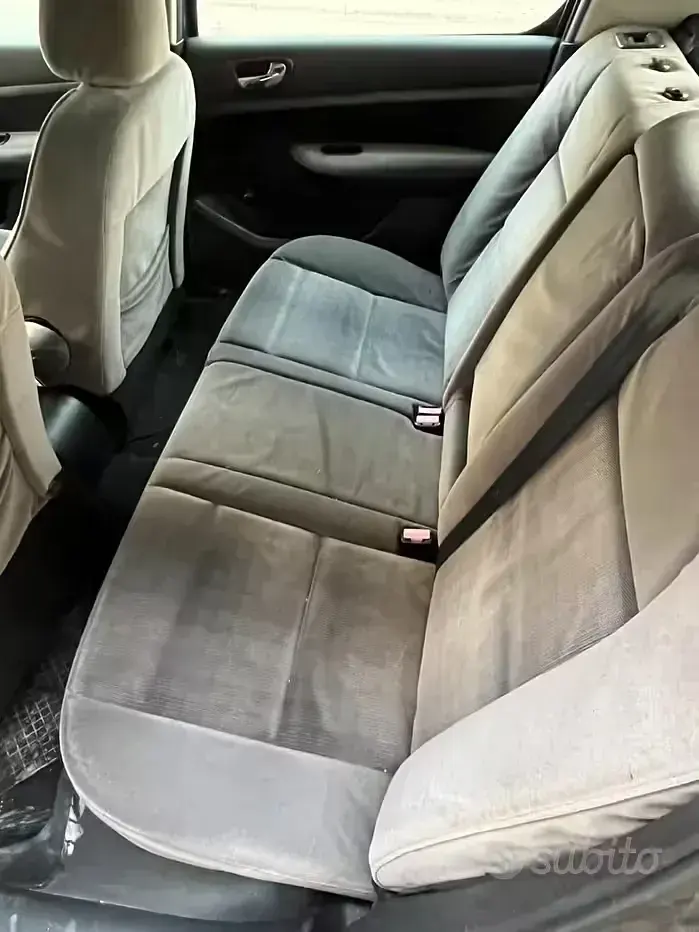 Usata Peugeot 307 107 CV (78 kW) 2003 Viola Berlina