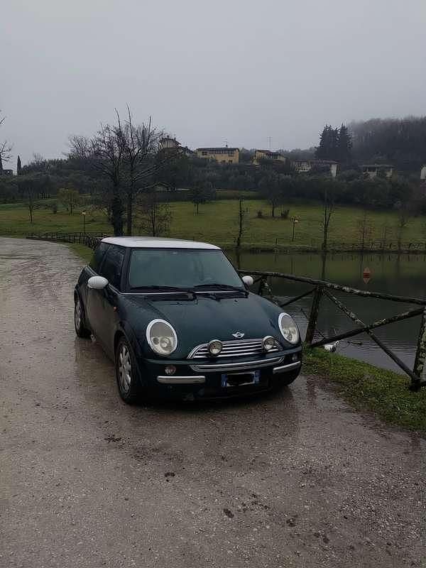Usata Mini Cooper 116 CV (85 kW) 2004 Utilitaria