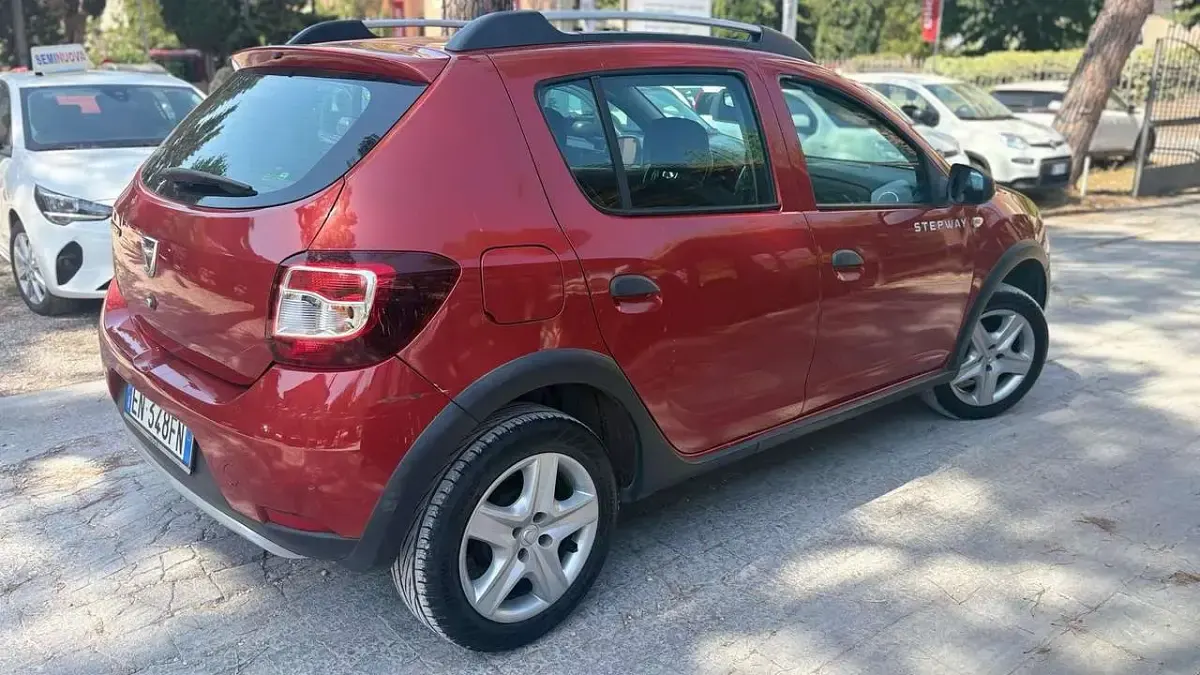 Usata Dacia Sandero Stepway 90 CV (66 kW) 2013 Other Berlina