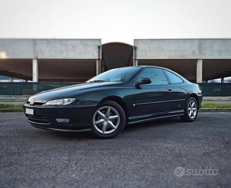 Usata Peugeot 406 Coupe 190 CV (139 kW) 1998 Verde Coupé