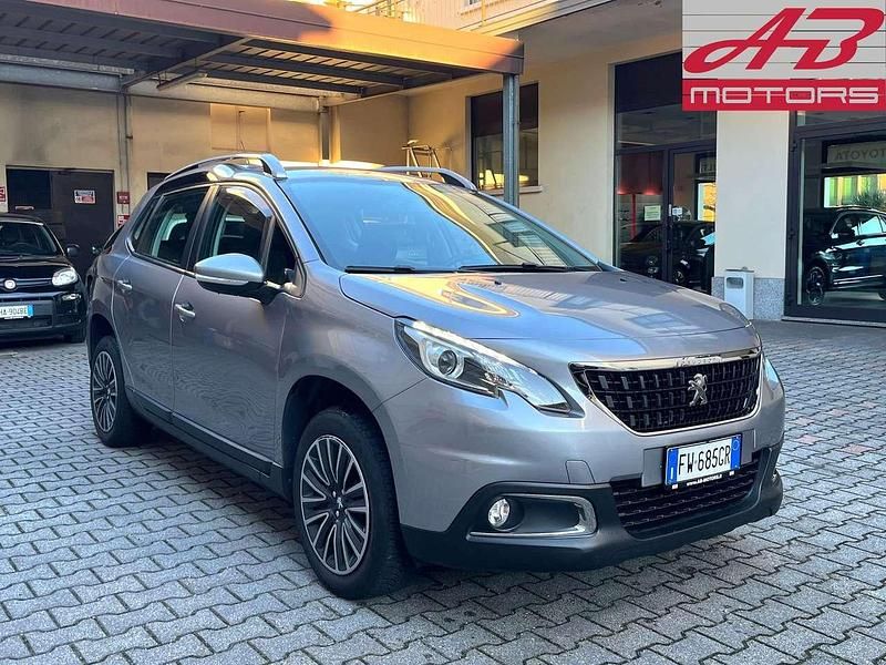 Usata Peugeot 2008 Style 83 CV (61 kW) 2019 Grigio SUV
