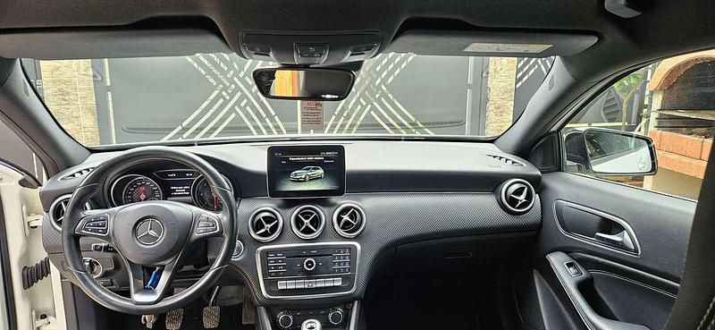 Usata Mercedes A180 109 CV (80 kW) 2017 Bianco Berlina