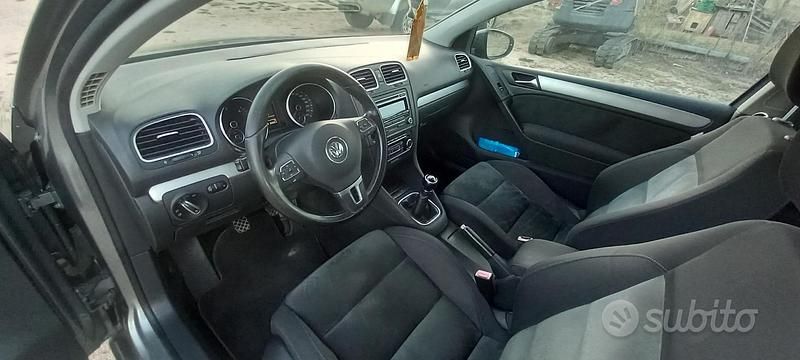 Usata VW Golf Sportsvan 2012 Grigio Monovolume