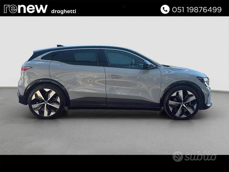 Usata Renault Mégane Techno 95 kW (130 CV) 2022 Grigio Berlina