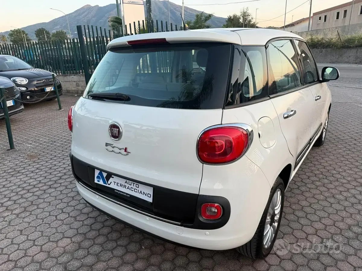 Usata Fiat 500L Lounge 95 CV (69 kW) 2017 Bianco Monovolume