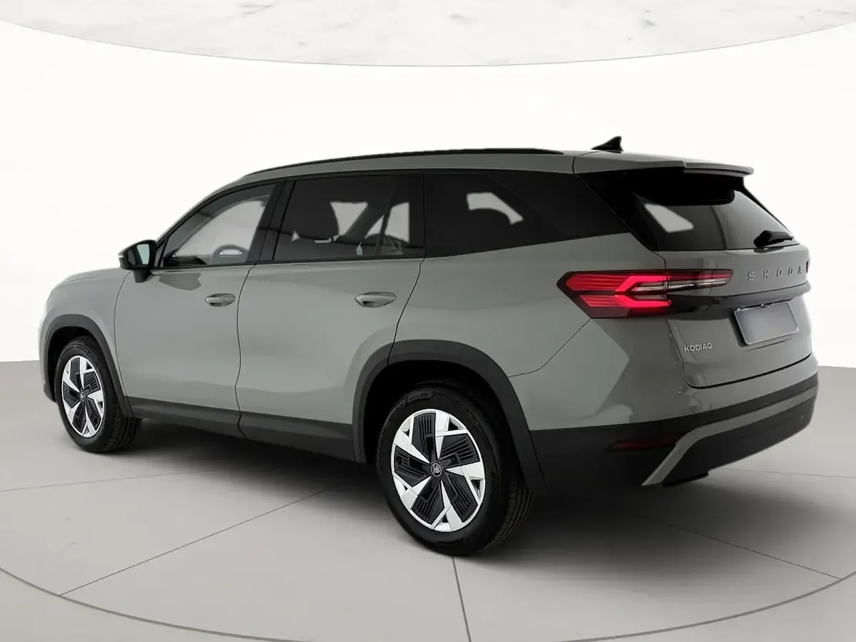 Usata Skoda Kodiaq Executive 150 CV (110 kW) 2025 Grigio acciaio SUV
