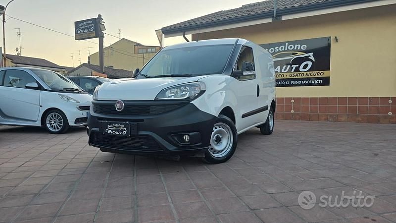 Bianco Usata 2020 Fiat Doblò Easy Monovolume | 9990 € (Buon prezzo) - Immagine 1/4