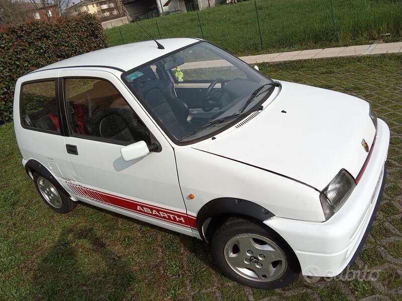 Usato 1998 Fiat Cinquecento 0.9 Benzin 39 CV (1.900 €)